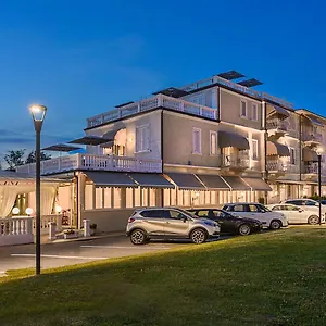 https://hotel-coluccini.it-tuscanyhotel.com