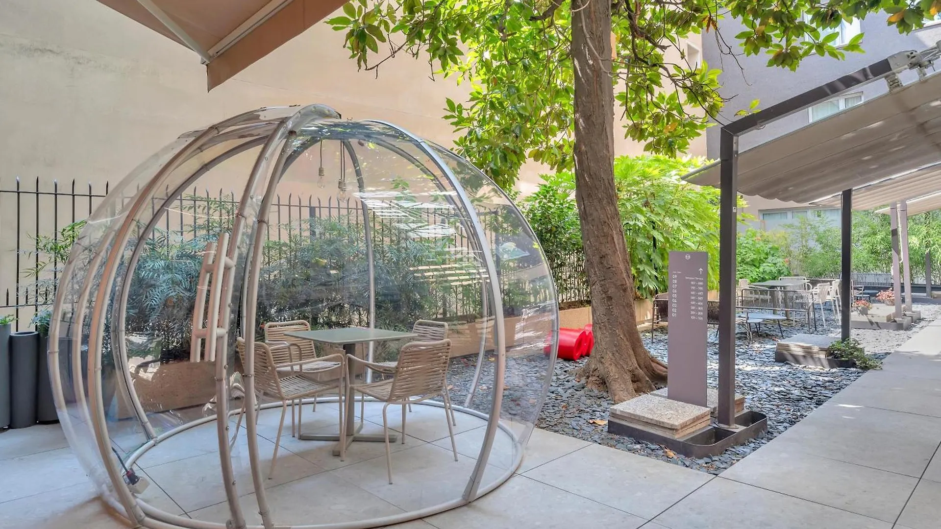 B&B Hotel Milano City Center Duomo 3*, Милан Италия